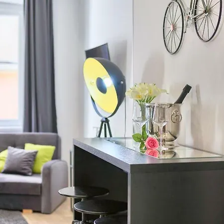 Hedone Luxury 3 With Free Parking Apartamento