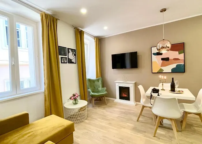 Hedone Luxury 3 With Free Parking