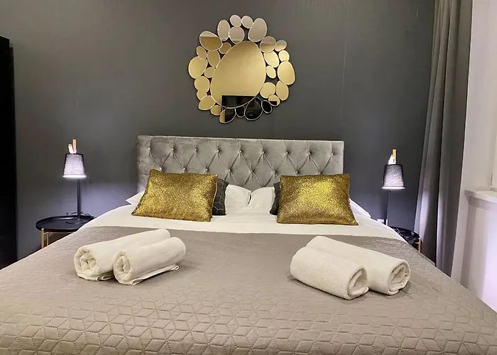 Hedone Luxury 3 With Free Parking דירה פולה