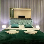 Hedone Luxury 3 With Free Parking * Pula