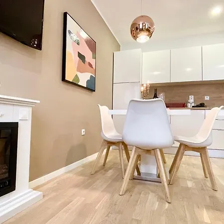Hedone Luxury 3 With Free Parking Apartman Póla