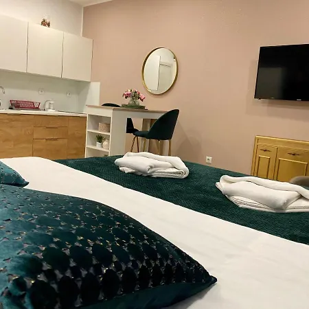 Hedone Luxury 3 With Free Parking Apartmán
